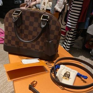 Louis Vuitton Alma bb